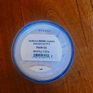 BareMinerals original foundation in Fair 01